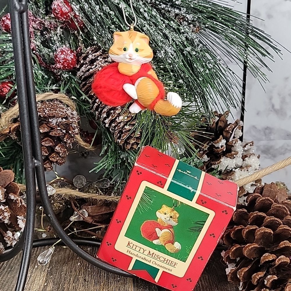 Christmas ornament " kitty Mischief " by Hallmark